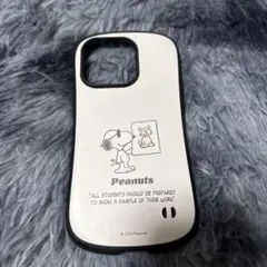 スヌーピー iPhone13proケースととiPhone13proの箱