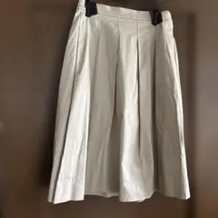 UNIQLO タック入り綿スカート Mサイズ ベージュ