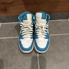 NIKE AIR JORDAN 1 MID ブルー ホワイト