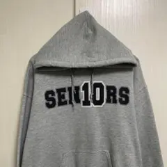 SENIORS パーカー チームプリント アメリカ古着 10 パーカー Mサイズ