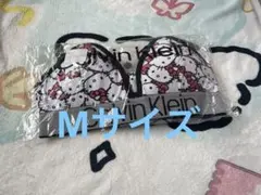 Mサイズ　CalvinKlein ハローキティ ブラショーツ　Tバック　セットのサムネイル