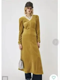 Moussy ベロア調 ロングワンピース マスタード