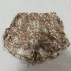 ペアマノン　花柄フリルショートパンツ