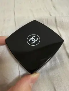 シャネル レ キャトル オンブル 79 スパイシーズ 廃盤