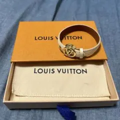 LOUIS VUITTON ヴェルニ ブレスレット ベージュ - メルカリ