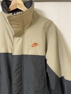 Nike 中綿ジャケット Lサイズ