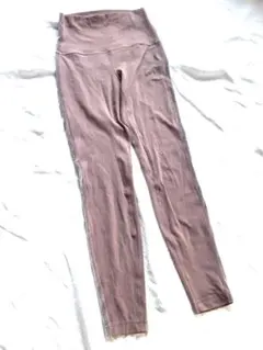 ルルレモン　アラインパンツ　ベルベット　サイズ6