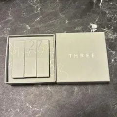 THREE ファインドユアシークレットナンバーボックスX02