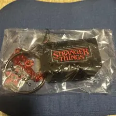 ストレンジャー シングス コラボリング ポーチチャーム 新品