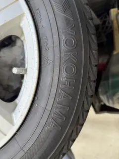 YOKOHAMA G30 165/70R14 スタッドレスタイヤのサムネイル