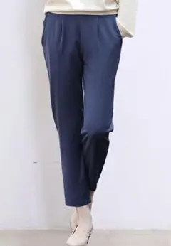 きれいめ　テーパード ストレッチ　パンツ