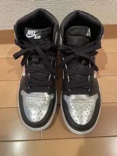 Nike Air Jordan 1 シルバー ブラック ハイカット