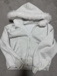 グレー ファー付き カジュアルパーカー SHEIN