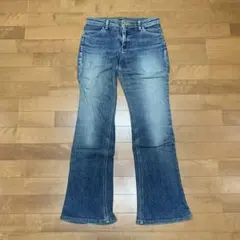 Item thumbnail for item aa0fae24-7c7d-4e4e-acef-fd856d3b3d7f