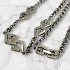 GIVENCHY ジバンシー　シルバー　ロングネックレス　Gロゴのサムネイル