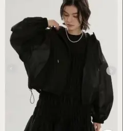 emmi シアーナイロンブルゾン ブラックのサムネイル