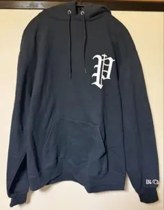 PRIVILEGE×Champion パーカー