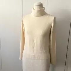 ハイネックニット ホワイト