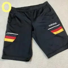 【希少】2002日韓W杯 カーゴショーツ 公式  当時物 希少】2002日韓W杯 カーゴショーツ 公式 adidas 当時物 - メルカリ