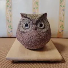 ふくろう 梟　縁起物 置物 陶器製 インテリアのサムネイル