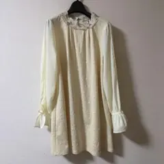 クリーム色 長袖ミニワンピース チュニック axes femme