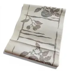 名古屋帯 葉と果実の模様 クリーム色