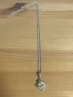 シルバー ネックレス イエロー ストーン