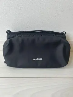 トポロジーtopologieボトルサコッシュミディアムショルダーバッグ