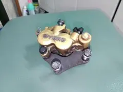 3YKスーパージョグZR フロントブレーキキャリパーブレンボ