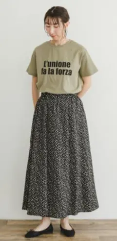 URBAN RESEARCH　ITEMS ガラロングスカート フリーサイズ 黒白