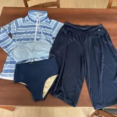 UNITED COLORS OF BENETTON 水着 4点セットのサムネイル