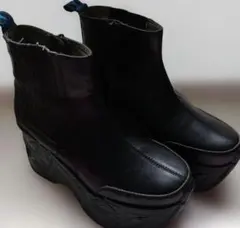 黒 レザー プラットフォームブーティ