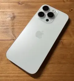 2026年最新】iPhone15proホワイトチタニウムの人気アイテム - メルカリ