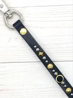 ⑤⑦ 送料込 レザー キーホルダー　スタッズ　アメカジ　CALEE風
