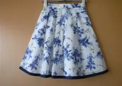 JUSGLITY ジャスグリッティー　花柄フレアスカート