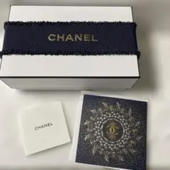 CHANEL ホリデーギフトボックス ホワイト・ネイビーメッセージカード説明書