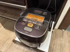 三菱 IH炊飯器 本炭釜 NJ-SW064-R - メルカリ