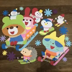 壁面飾り　雪遊び　冬休み　1月　お正月　雪だるま　保育園　こども園　小学校　施設