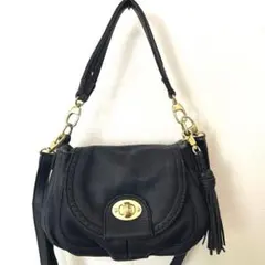 Beaure 本革　ショルダーバッグ　2way チャーム付　黒　高級