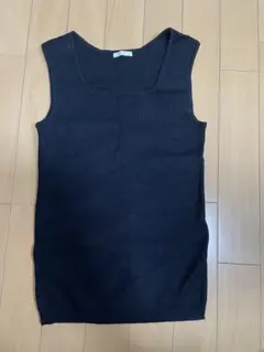 GU リブスクエアネック ニット タンクトップ