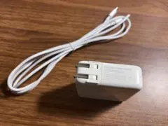 Macbook 61W USB-C Power Adapter A1718