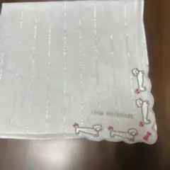 LULU GUINNESS ハンカチ 犬 刺繍 ラメ入りのサムネイル