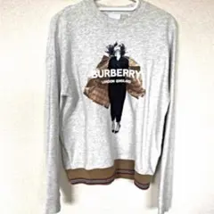 Burberry デザイントレーナー