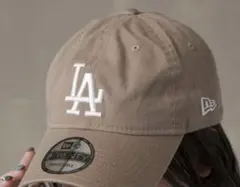 New Era LAロゴ ベージュキャップ