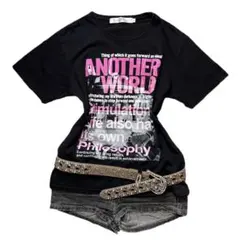 黒　英字　Tシャツ　デニムショートパンツ　y2k キラキラ　ベルト　セット売り