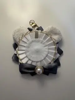 Item thumbnail for item e55c7e6b-2954-4ce5-b72a-8aff9c5b7fb5