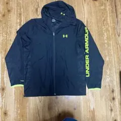 UNDER ARMOUR フード付きウィンドブレーカー