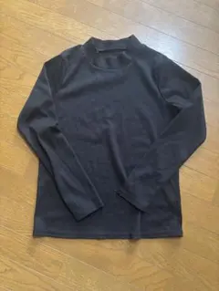 ブラック 長袖 トップス