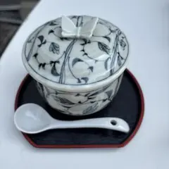 陶器茶碗蒸し碗5個セット（スプーンとお盆付き）　蝶々