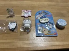ちいかわ　ハチワレ　キーホルダー　マスキングテープ　マグネット　アクリルスタンド